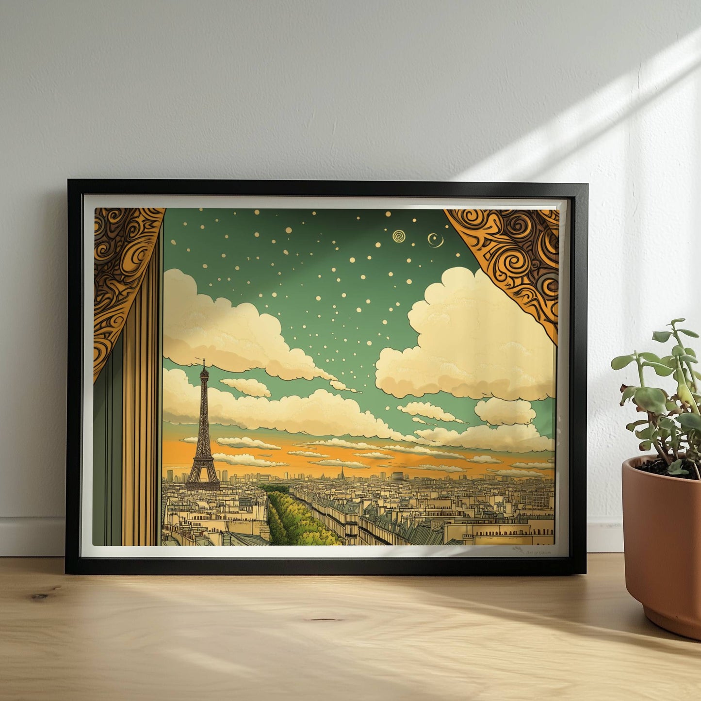 Blick aus einem kunstvoll gerahmten Fenster mit goldenen Vorhängen auf den Eiffelturm, eine Pariser Straße und einen Himmel voller Sterne und Spiralen.. Rahmen schwarz 40x30