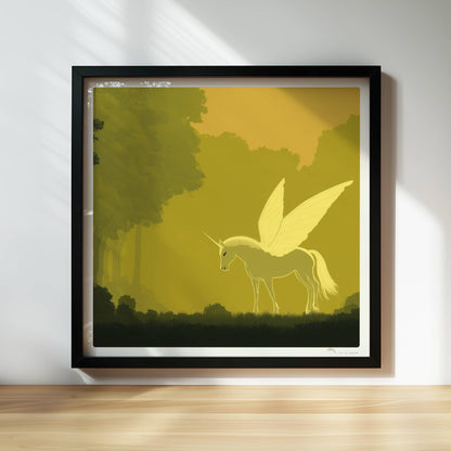 Weißes Einhorn mit zarten Schmetterlingsflügeln steht im goldenen Zauberwald im Morgenlicht.. Rahmen schwarz 30x30