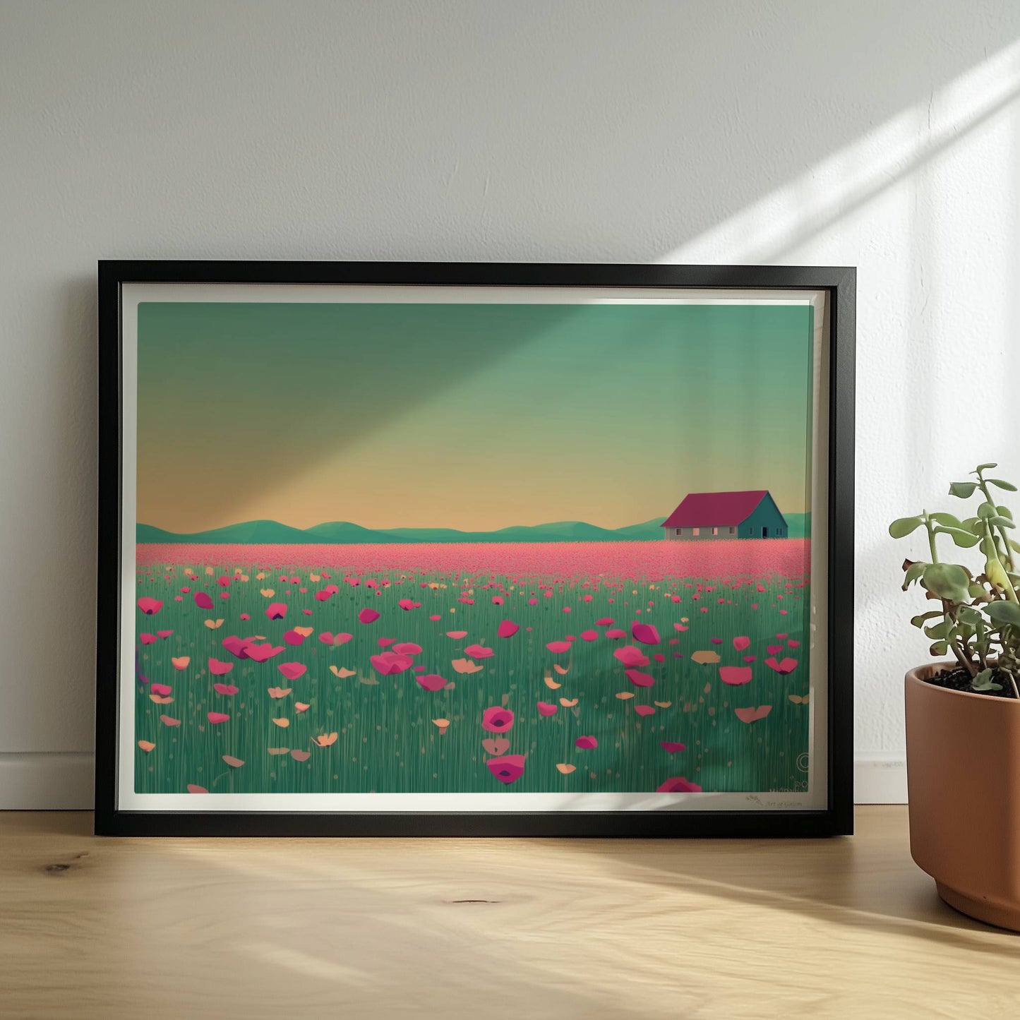 Weite Wiese mit pinken Mohnblumen und einsamer Scheune vor sanft gelbem Abendhimmel – romantische Landschaft.. Rahmen schwarz 40x30