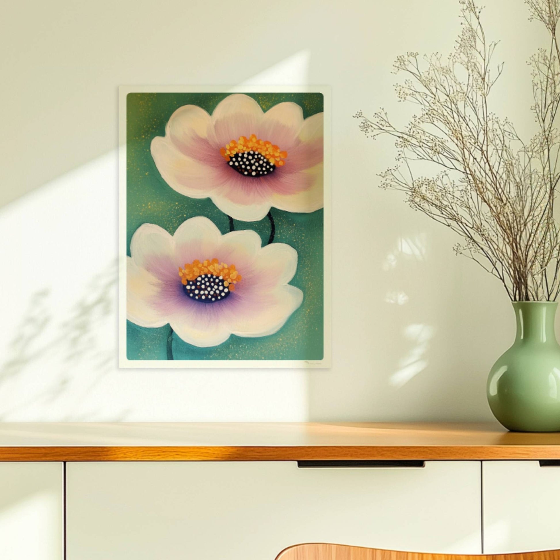 Zwei elegante Wasserlilien in Weiß und Rosa mit goldgelben Staubgefäßen und gepunkteten Zentren auf einem zartgrünen Hintergrund – stilvolle Flower Arts Illustration.. Ohne Rahmen 30x40