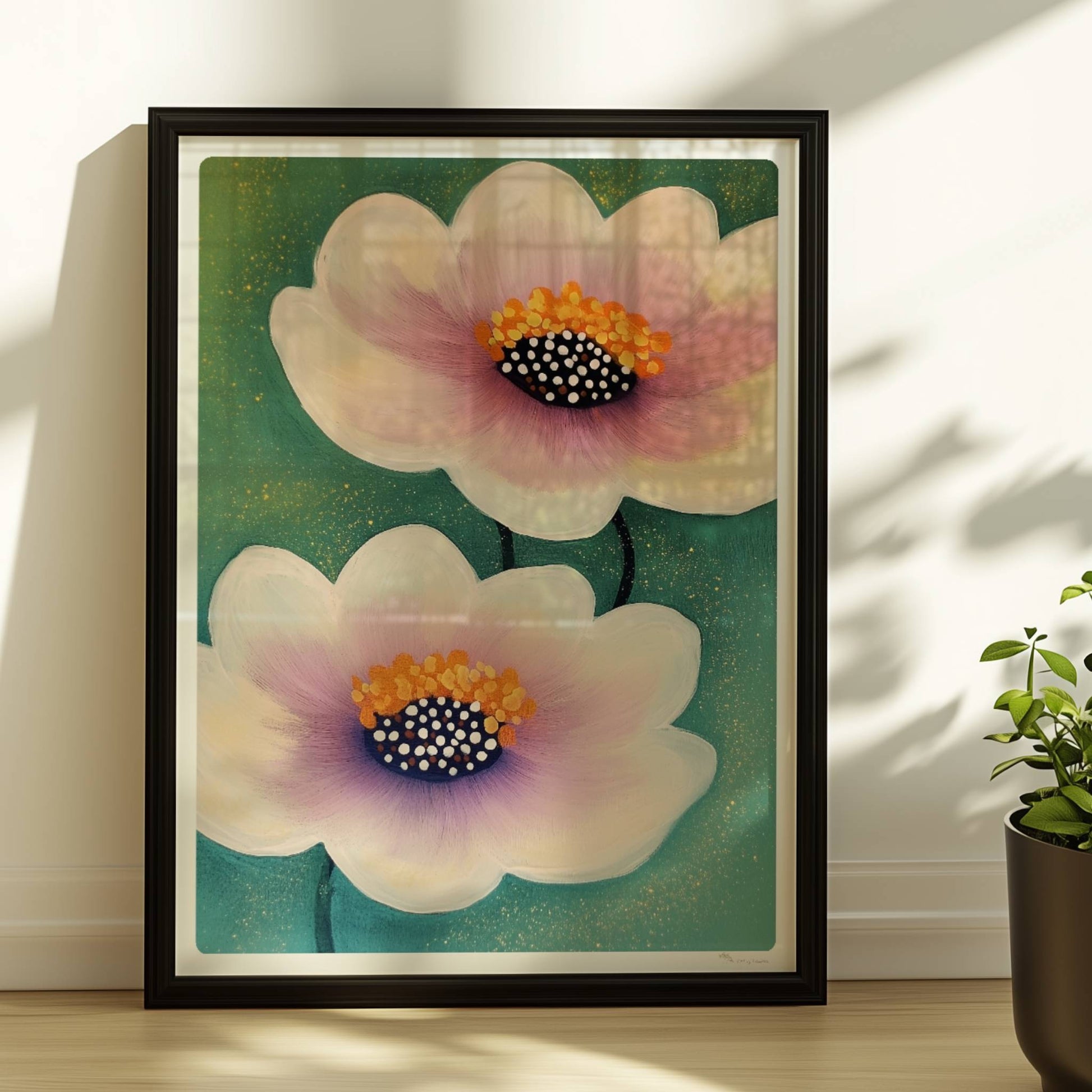 Zwei elegante Wasserlilien in Weiß und Rosa mit goldgelben Staubgefäßen und gepunkteten Zentren auf einem zartgrünen Hintergrund – stilvolle Flower Arts Illustration.. Rahmen schwarz 30x40