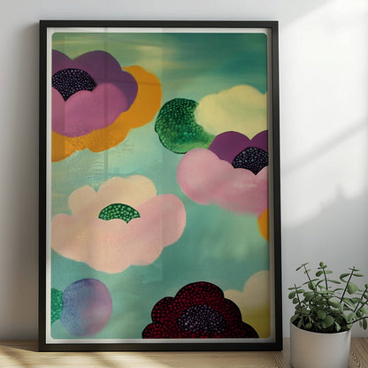 Abstrakte bunte Blütenwolken in Rosa, Lila, Rot und Grün mit gepunkteten Zentren vor einem sanft türkisfarbenen Hintergrund – moderne Flower Arts Illustration.. Rahmen schwarz 50x70