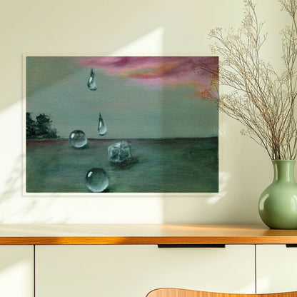 Schwebende Glastropfen vor dramatischer Wolke in Landschaft.. Ohne Rahmen 70x50