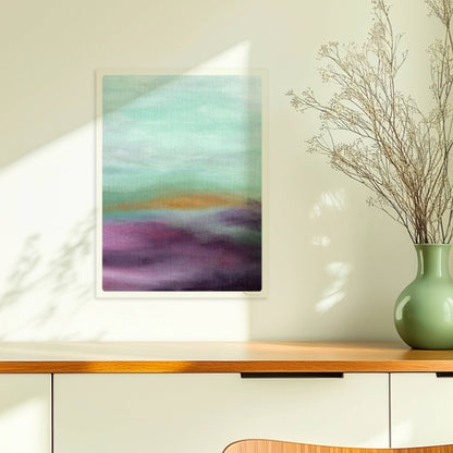 Emotionale Himmelsszene mit pastellfarbenen Wolken in Violett, Türkis und Orange.. Ohne Rahmen 30x40