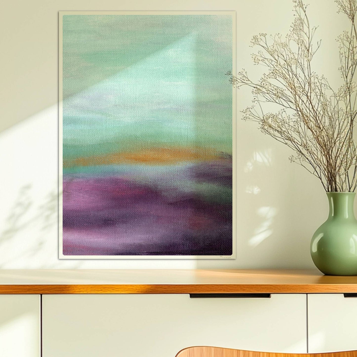 Emotionale Himmelsszene mit pastellfarbenen Wolken in Violett, Türkis und Orange.. Ohne Rahmen 50x70