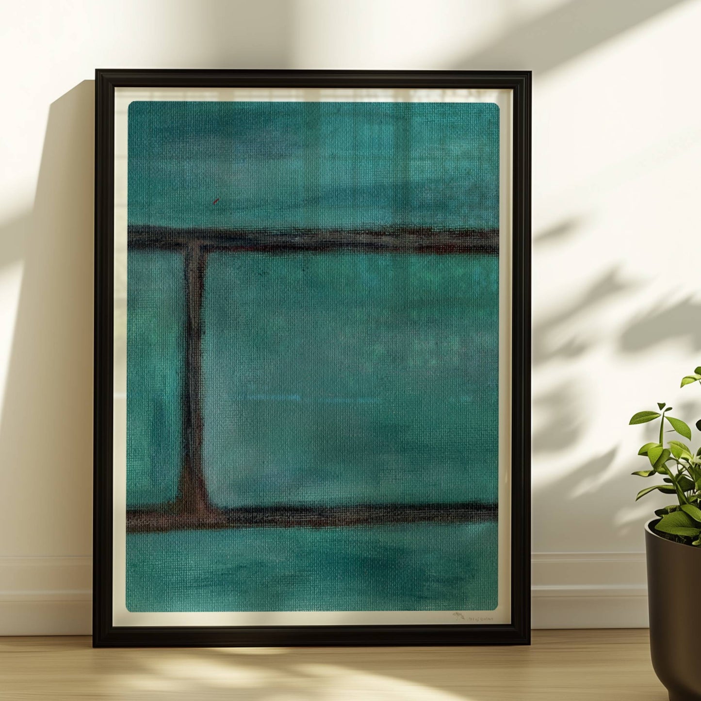 Türkise Backsteinwand mit strukturierten, grünen Kacheln.. Rahmen schwarz 30x40