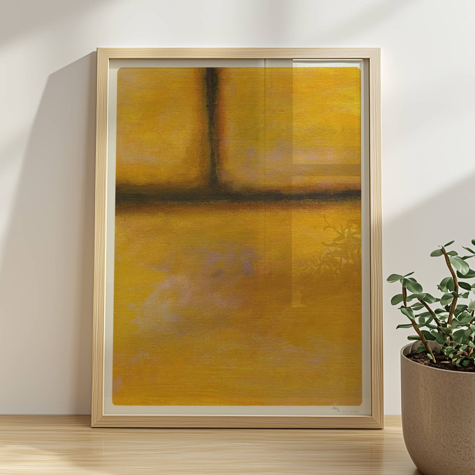 Gelbe Ziegelwand mit warmen Farbverläufen und Struktur.. Rahmen natur 30x40