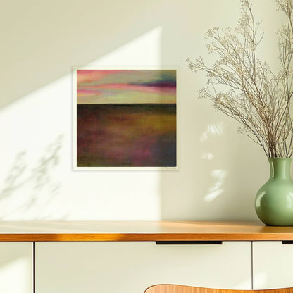 Einzelner goldener Tropfen vor farbigem Wolkenhimmel, surreal.. Ohne Rahmen 30x30