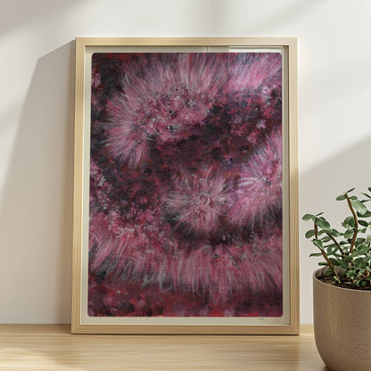 Drappierter pinker Kunstpelz mit goldenem Reißverschluss – abstrakte Struktur und Bewegung.. Rahmen natur 30x40