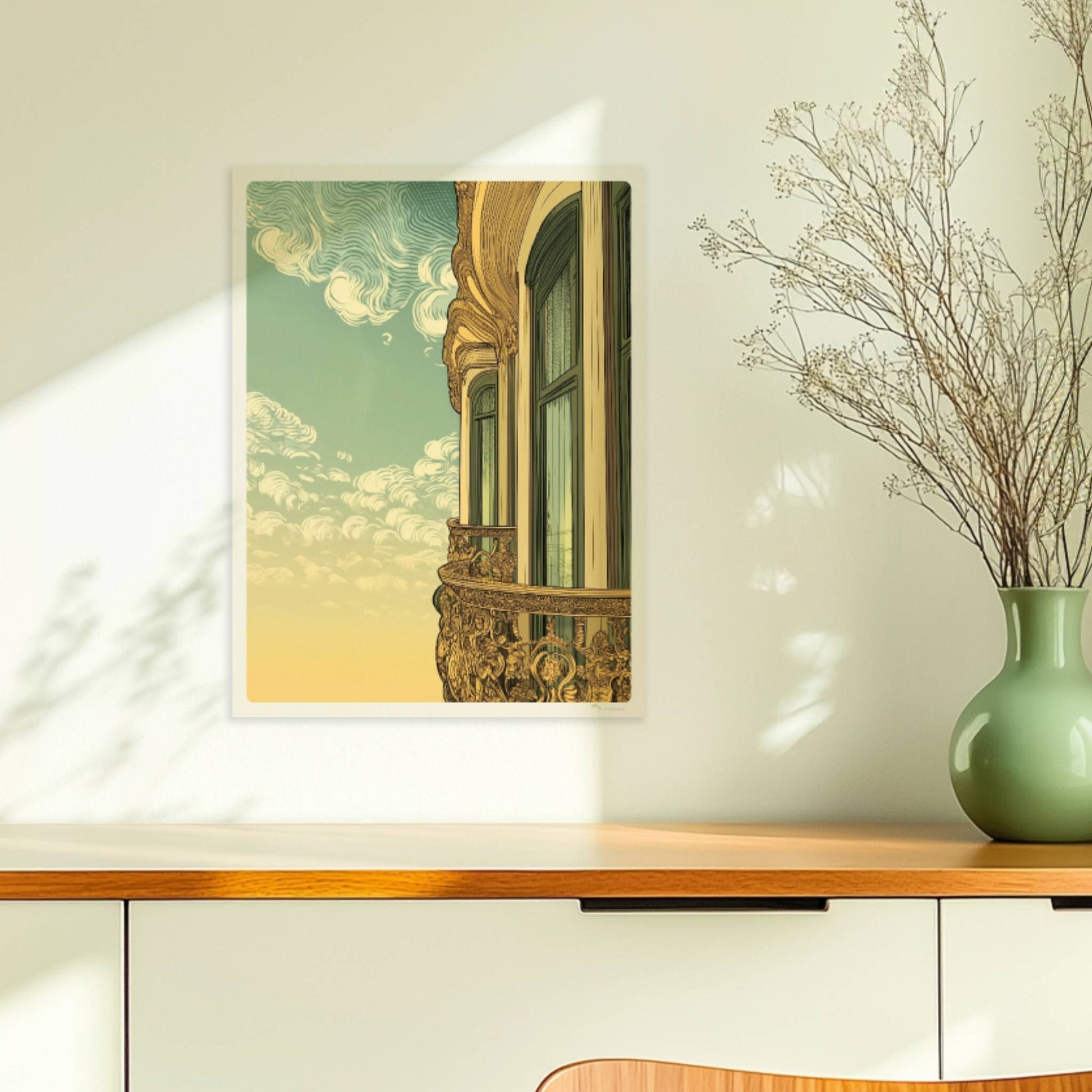 Prächtig verzierter Jugendstil-Balkon mit eleganten Fenstern und wirbelnden Wolken am Himmel – romantischer Fassadenblick.. Ohne Rahmen 30x40