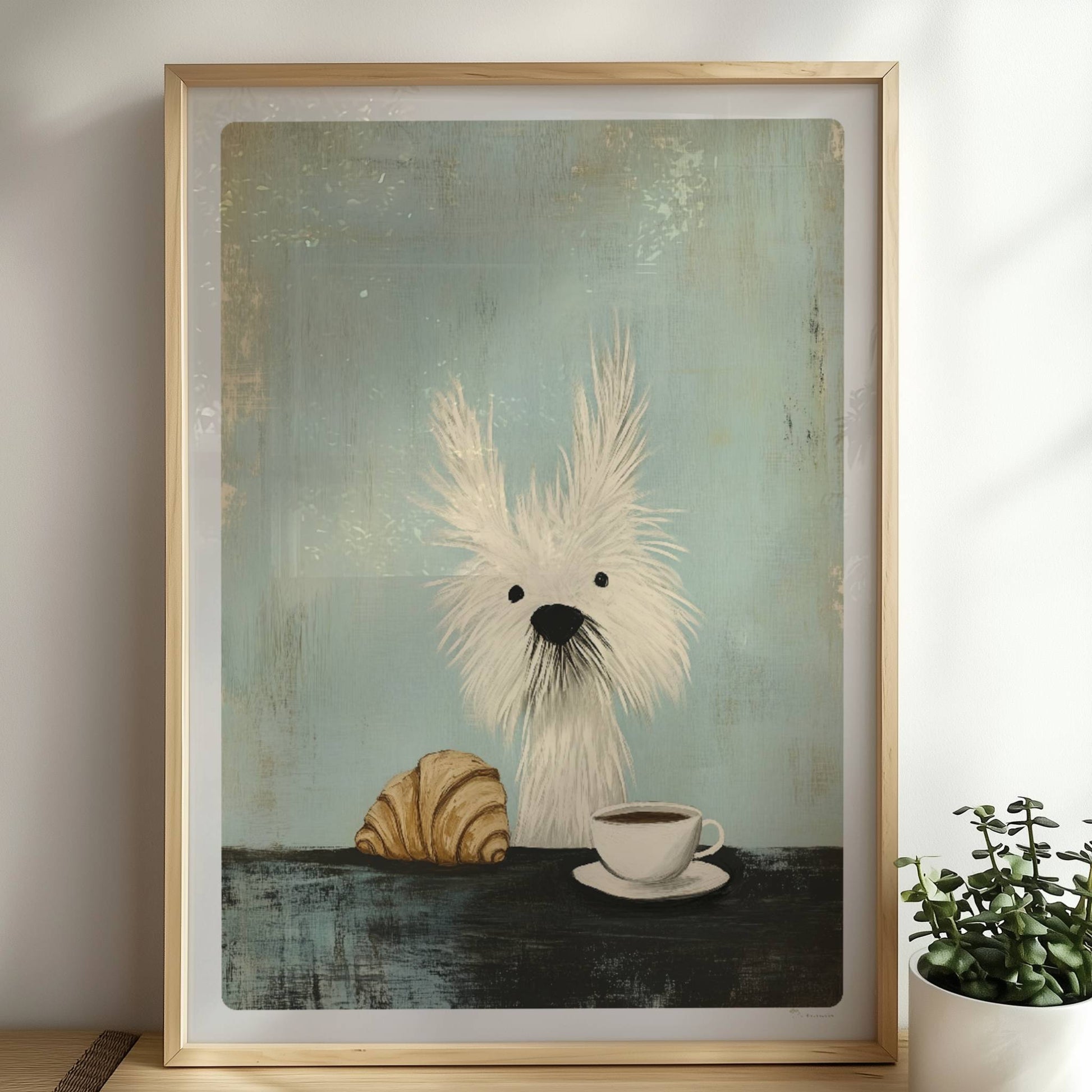 Weißer zotteliger Hund mit Kaffee und Croissant. Rahmen natur 50x70