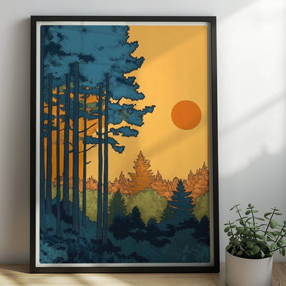 Sonnenuntergang hinter Kiefernwald mit intensivem orangefarbenem Himmel und klaren Silhouetten der Bäume.. Rahmen schwarz 50x70