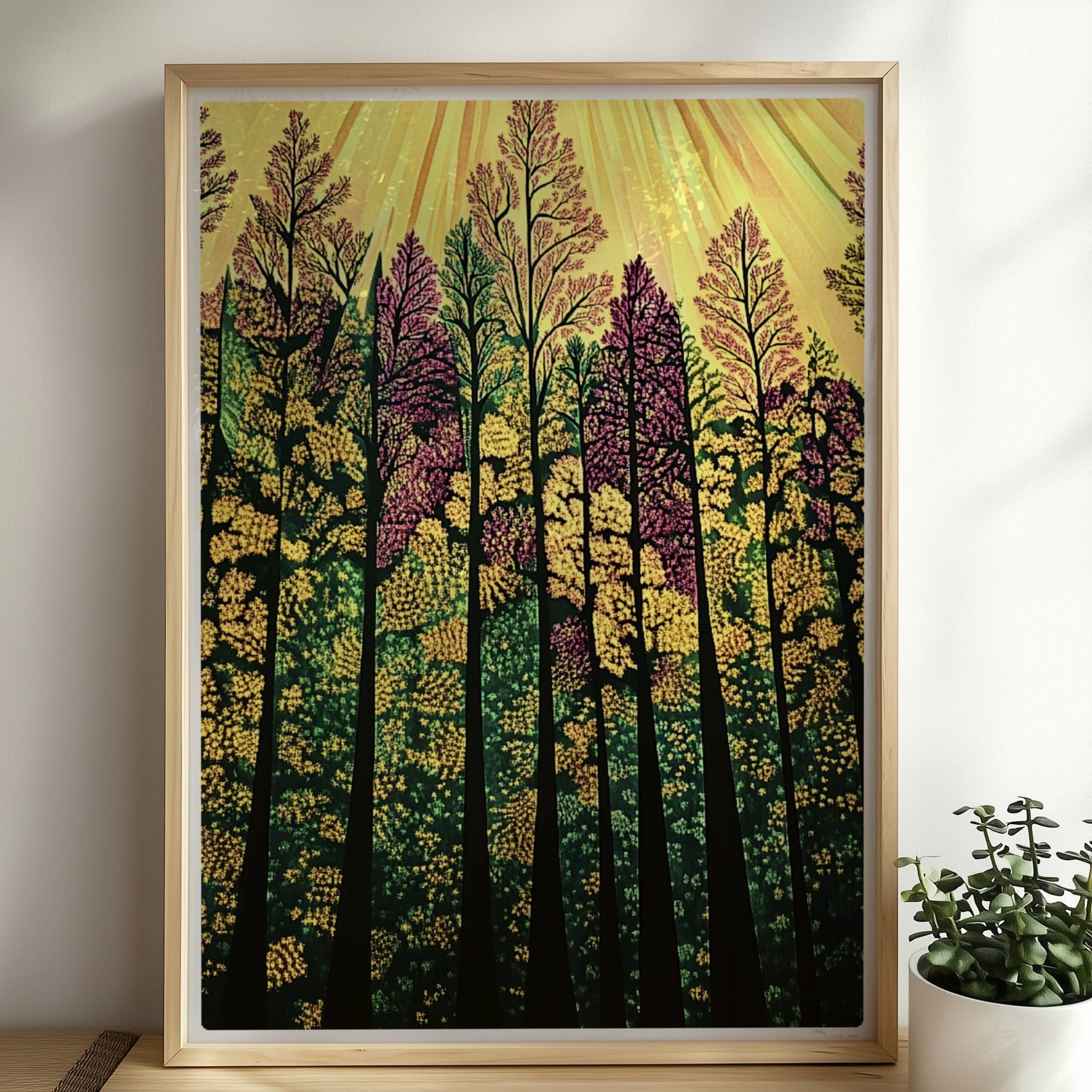 Dunkler Nadelwald mit Nebelschwaden und geheimnisvoller Stimmung im Morgengrauen.. Rahmen natur 50x70