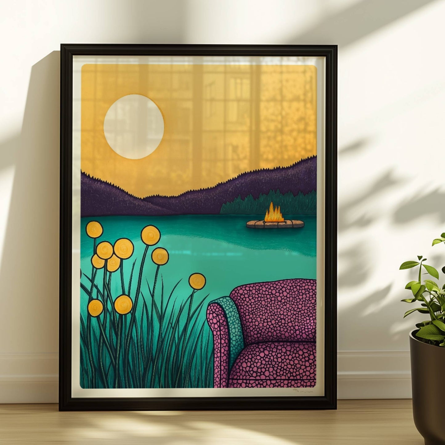 Abendliche Idylle am Wasser mit ruhigem See, weichem Licht und friedlichem Sonnenuntergang.. Rahmen schwarz 30x40