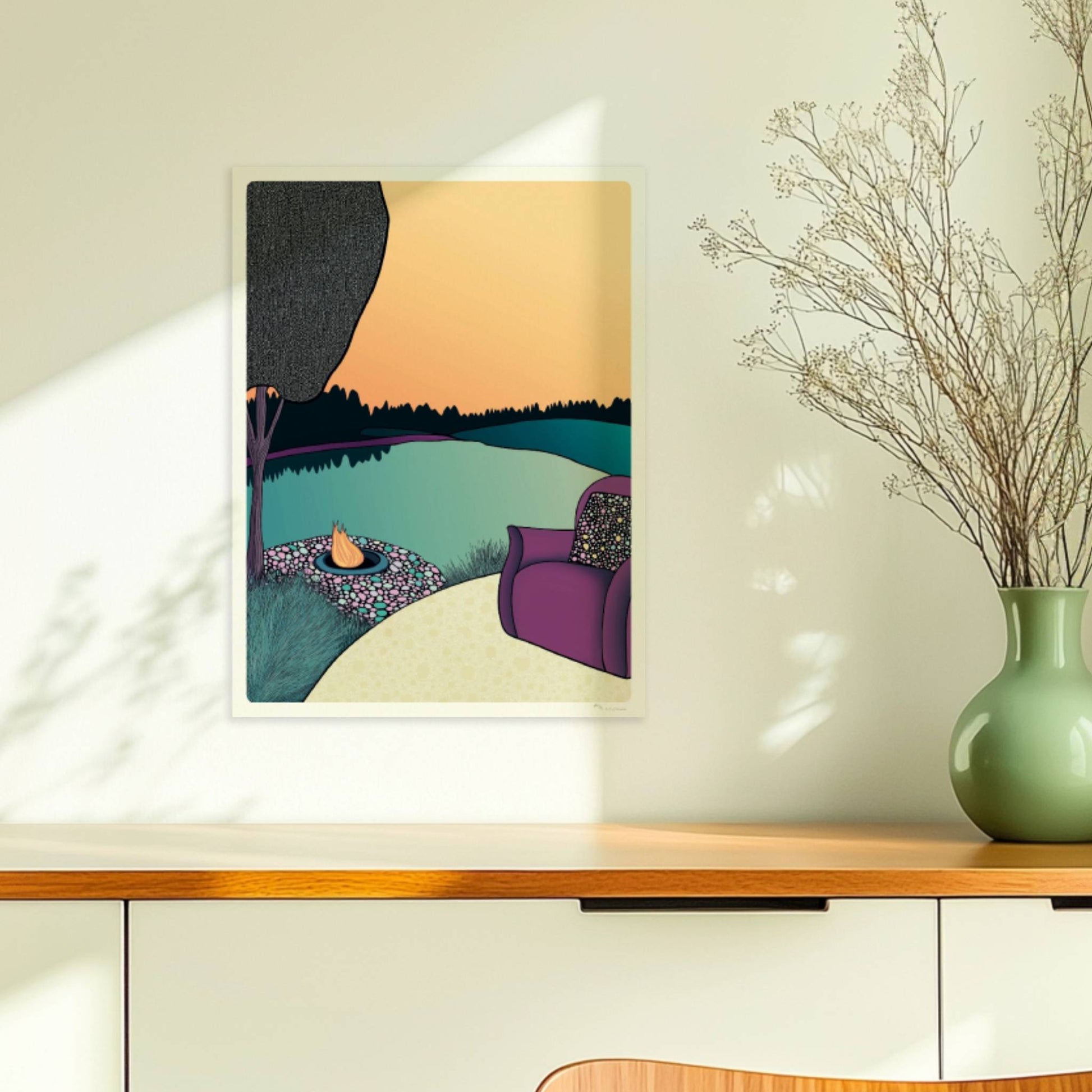 Einladung zum Entspannen an ruhigem Seeufer mit natürlicher Vegetation und sanftem Licht.. Ohne Rahmen 30x40