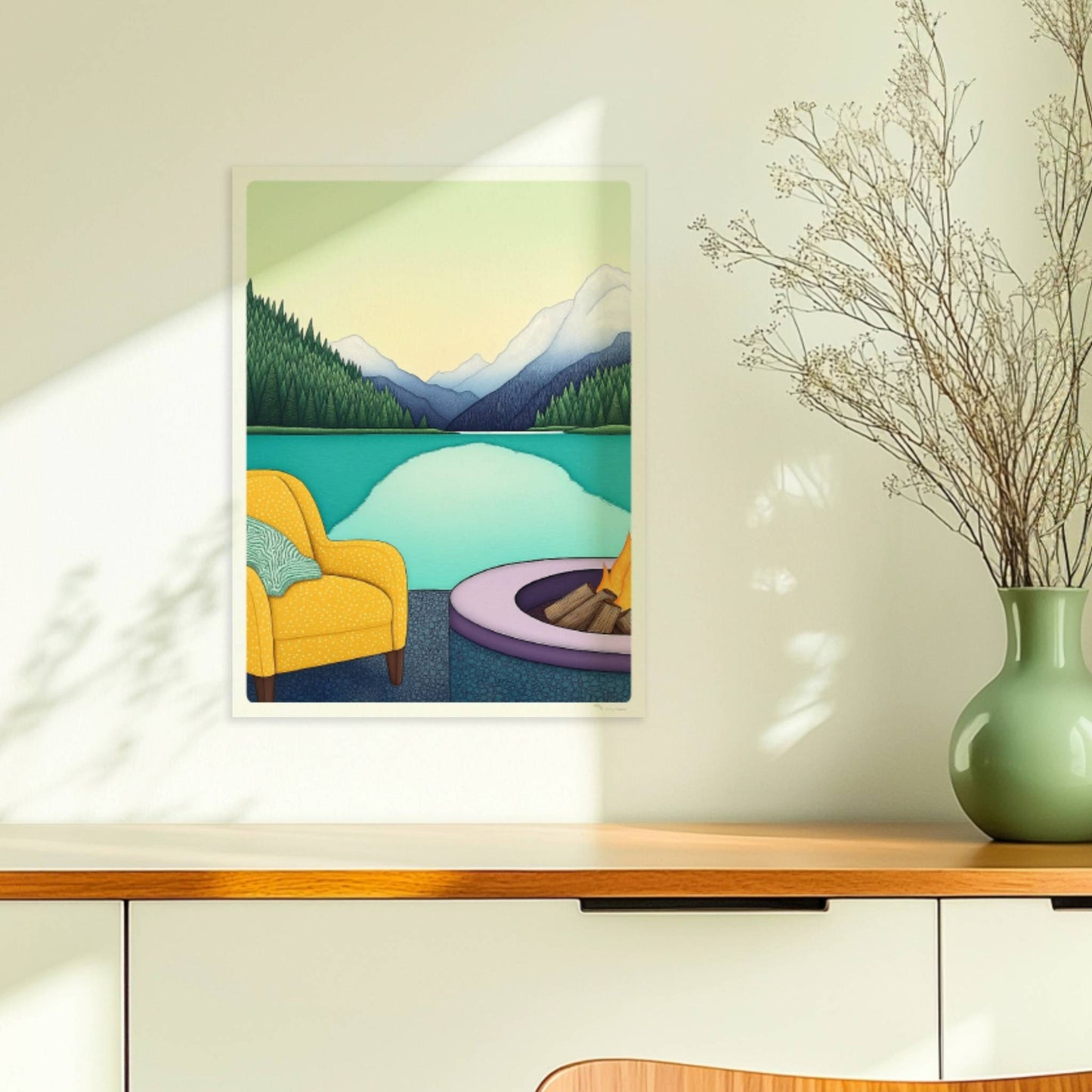Feuerstelle mit Bergpanorama in ruhiger Naturkulisse, warmes Licht und entspannte Stimmung.. Ohne Rahmen 30x40