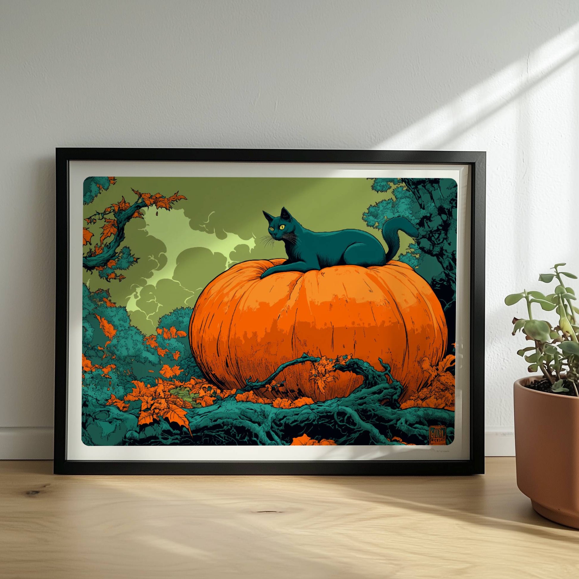 Schwarze Katze liegt auf großem Kürbis im herbstlichen Wald mit geheimnisvoller Atmosphäre.. Rahmen schwarz 40x30