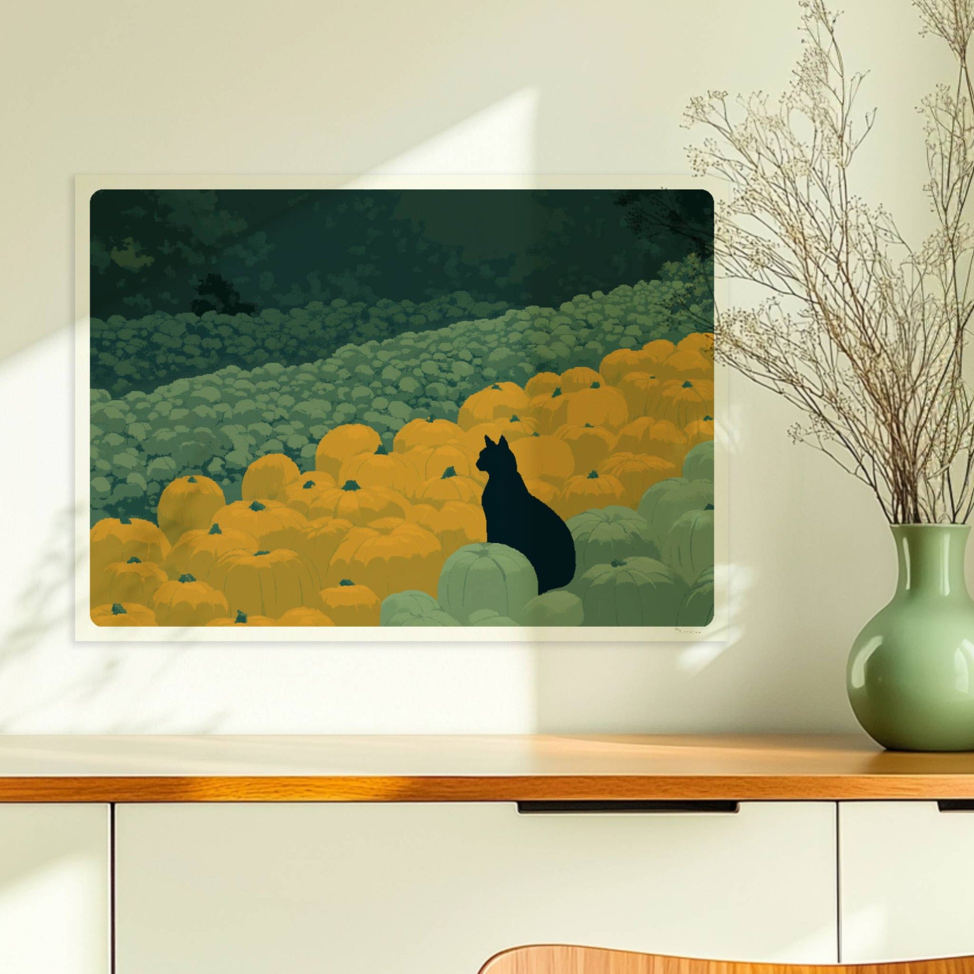 Schwarze Katze wandert durch einen Weg aus Kürbissen bei aufgehendem Mond – mystische Waldszene.. Ohne Rahmen 70x50