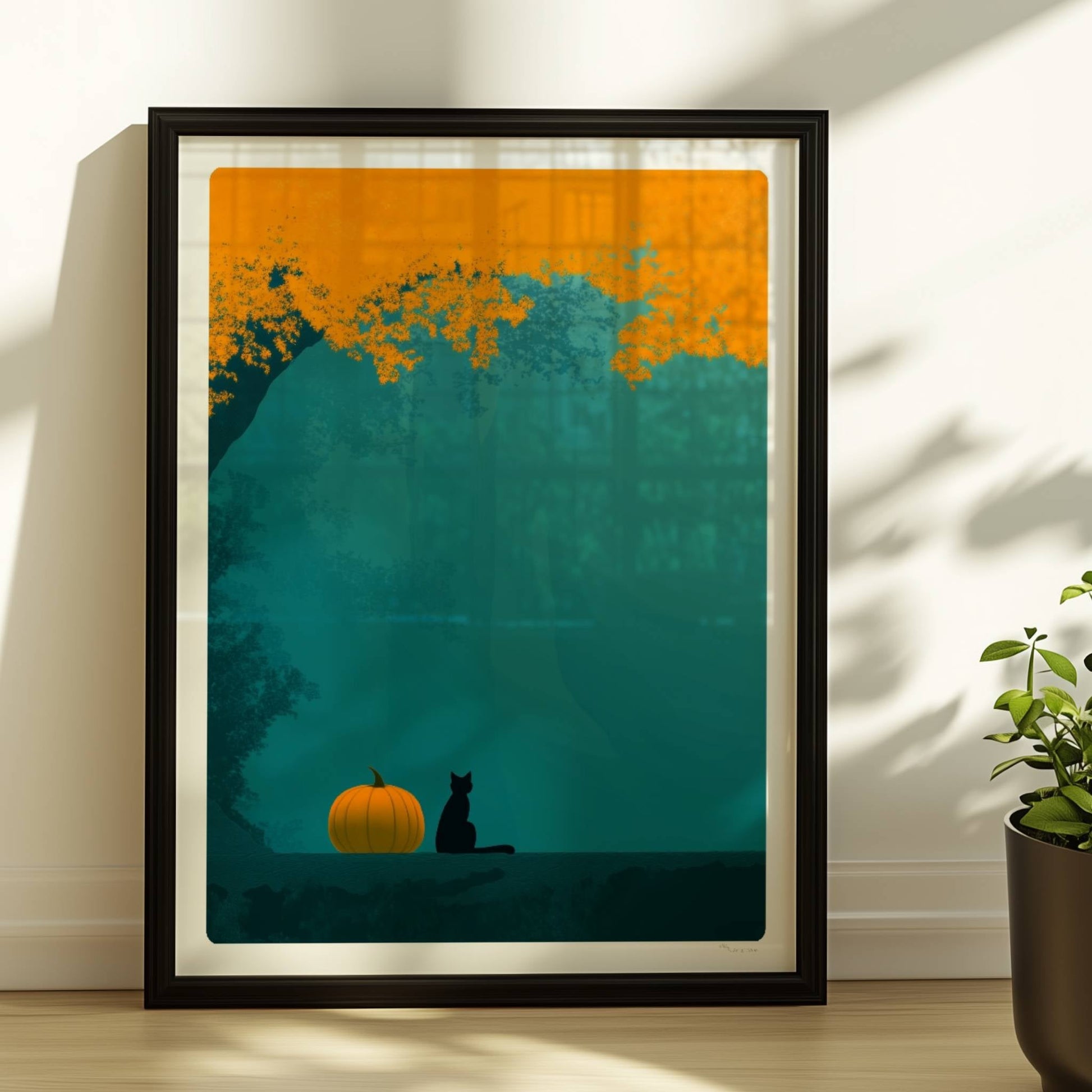 Kleiner Kürbis am Waldrand mit kräftigem Farbspiel aus Orange und Türkis in herbstlicher Stimmung.. Rahmen schwarz 30x40