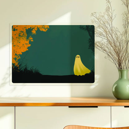 Ein kleines gelbes Wesen steht am Rand eines herbstlich goldenen Waldes, ruhig und poetisch.. Ohne Rahmen 70x50