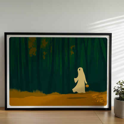 Ein weißes Wesen wandert alleine durch einen dichten, dunklen Wald – ruhig und geheimnisvoll.. Rahmen schwarz 70x50
