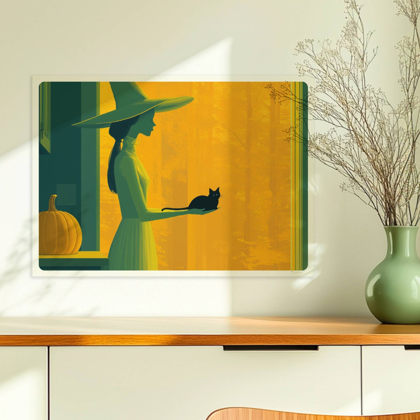 Hexe steht in orangefarbenem Licht mit ausgestreckter Hand, minimalistisch und geheimnisvoll.. Ohne Rahmen 70x50